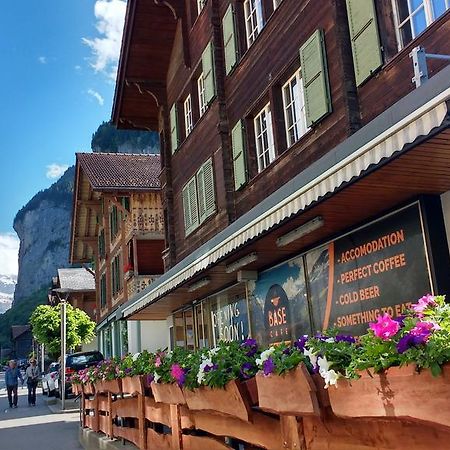 Base Cafe Apartment Lauterbrunnen Exterior photo