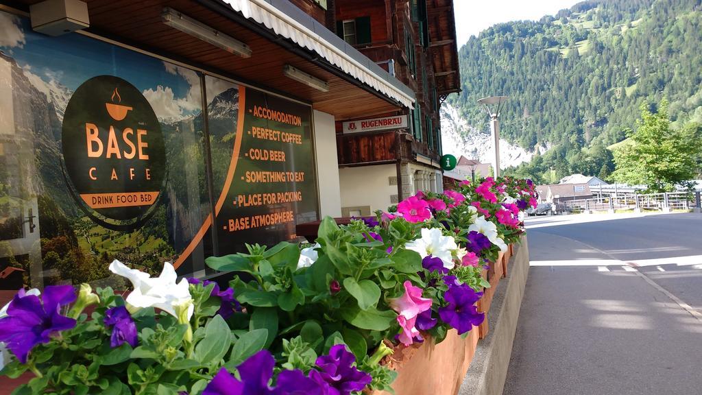 Base Cafe Apartment Lauterbrunnen Exterior photo